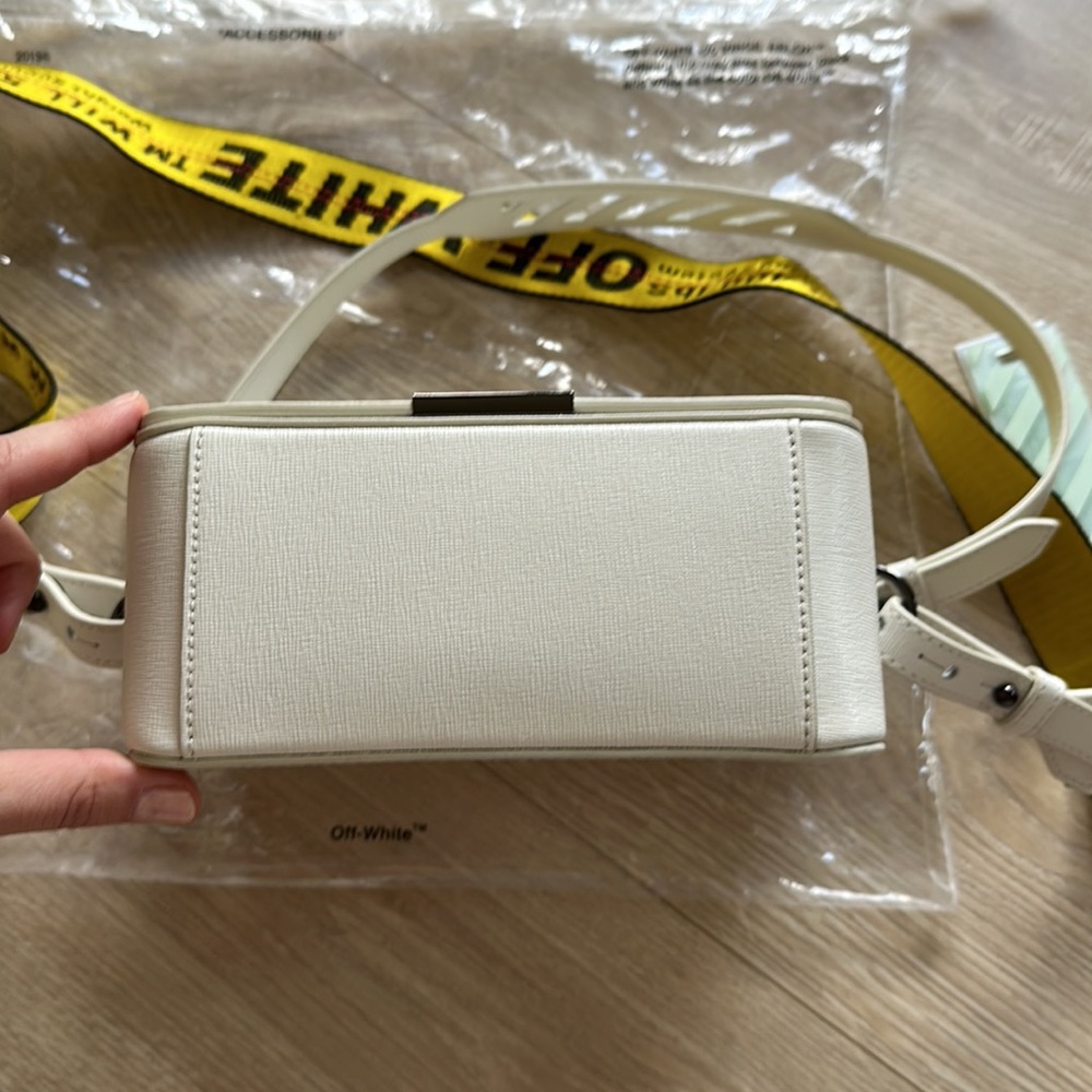 OFF-WHITE C/O VIRGIL ABLOH Mini Binder Clip Flap Bag white - Picture 5 of 9